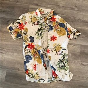 Hawaiian shirt